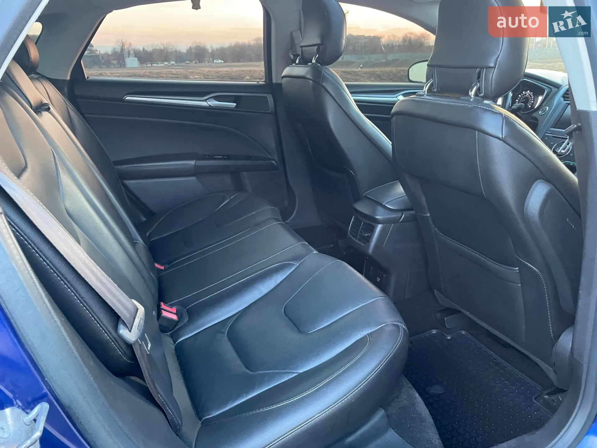 2012 Ford Fusion - мініатюра 28