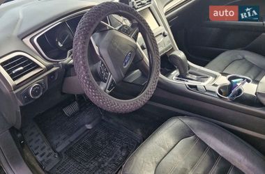 Седан Ford Fusion 2015 в Вышгороде