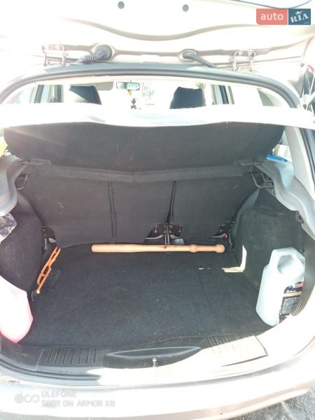 Хэтчбек Ford Fusion 2004 в Смеле