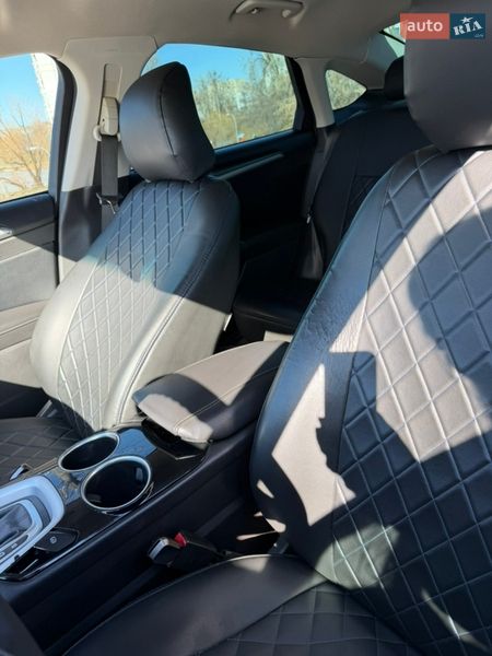 Седан Ford Fusion 2015 в Киеве