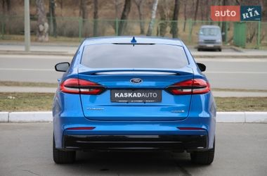 Седан Ford Fusion 2019 в Харкові