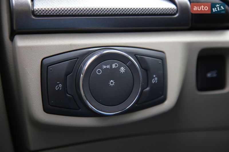 Седан Ford Fusion 2019 в Харкові