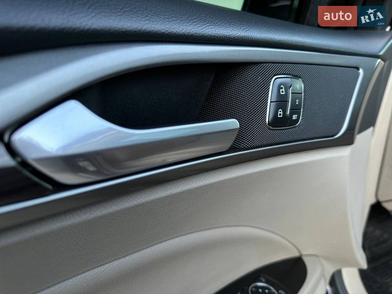 Седан Ford Fusion 2017 в Києві