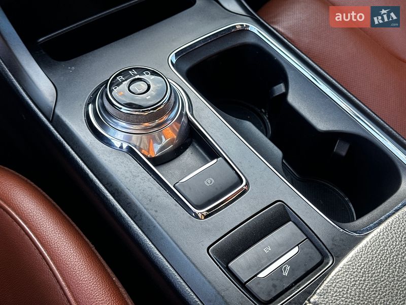 Седан Ford Fusion 2018 в Львове