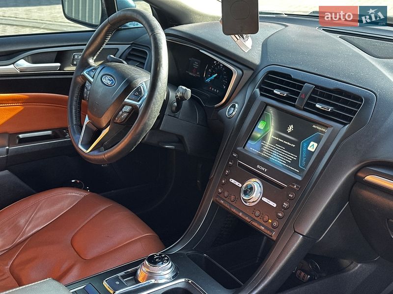 Седан Ford Fusion 2018 в Львове