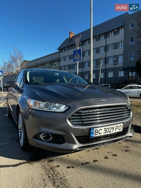 Седан Ford Fusion 2014 в Львове
