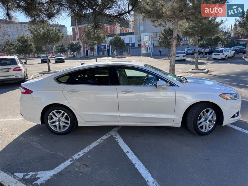 Седан Ford Fusion 2014 в Одессе