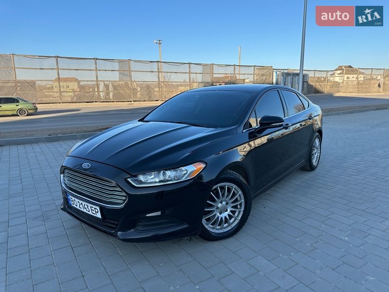 Седан Ford Fusion 2015 в Івано-Франківську