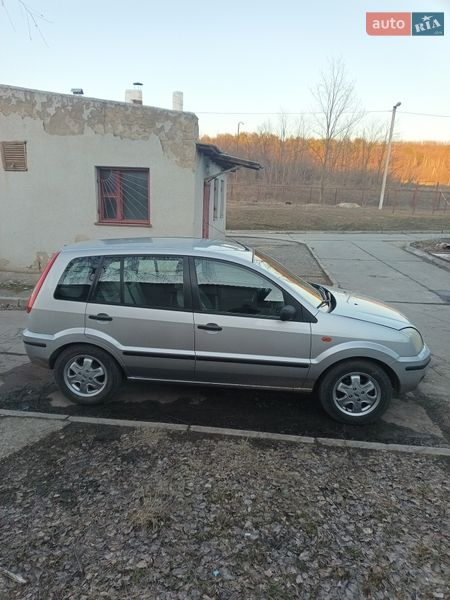 Хэтчбек Ford Fusion 2005 в Одессе