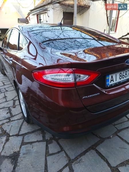 Седан Ford Fusion 2015 в Радомышле