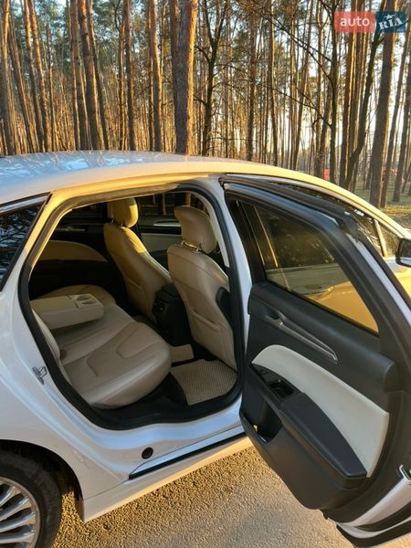 Седан Ford Fusion 2014 в Киеве