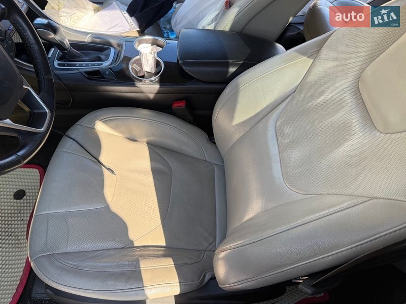 Седан Ford Fusion 2016 в Дніпрі