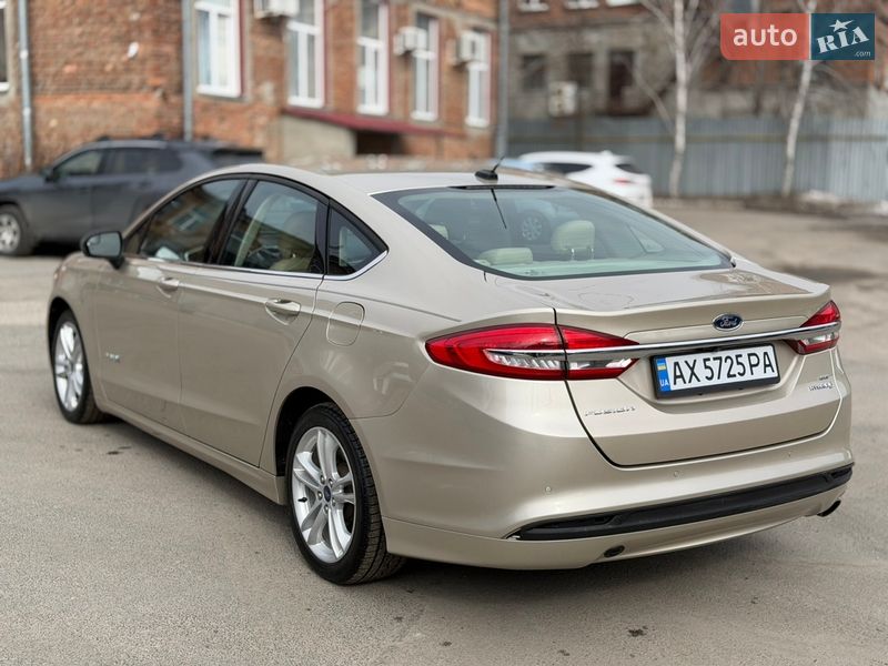 Седан Ford Fusion 2018 в Харкові