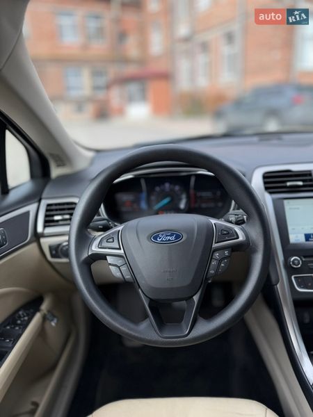 Седан Ford Fusion 2018 в Харкові