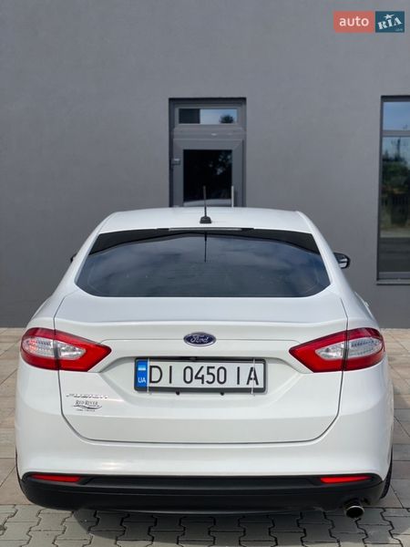 Седан Ford Fusion 2015 в Ивано-Франковске