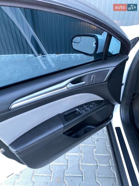 Седан Ford Fusion 2015 в Ивано-Франковске