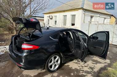 Седан Ford Fusion 2013 в Харкові