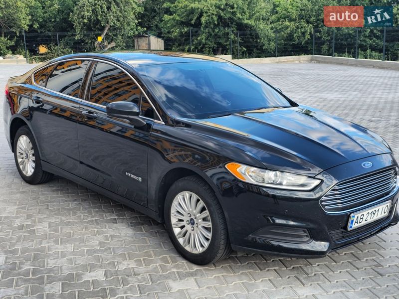 Седан Ford Fusion 2013 в Виннице