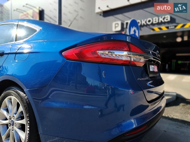 Седан Ford Fusion 2017 в Києві