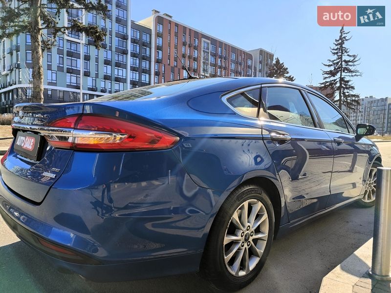 Седан Ford Fusion 2017 в Києві