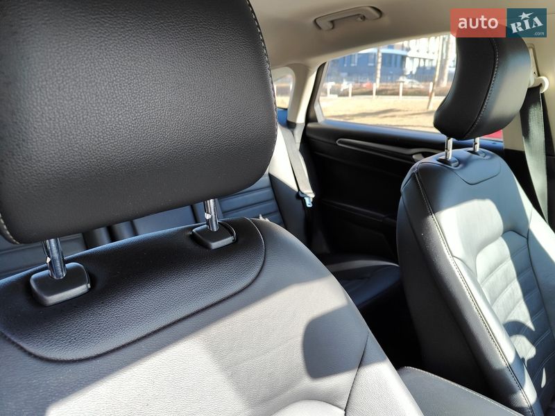 Седан Ford Fusion 2017 в Києві