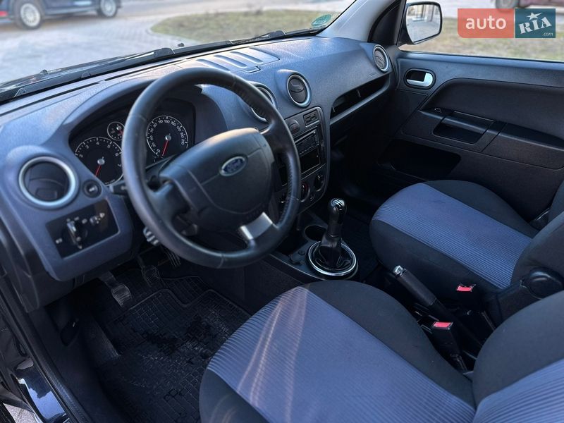 Хэтчбек Ford Fusion 2011 в Николаеве