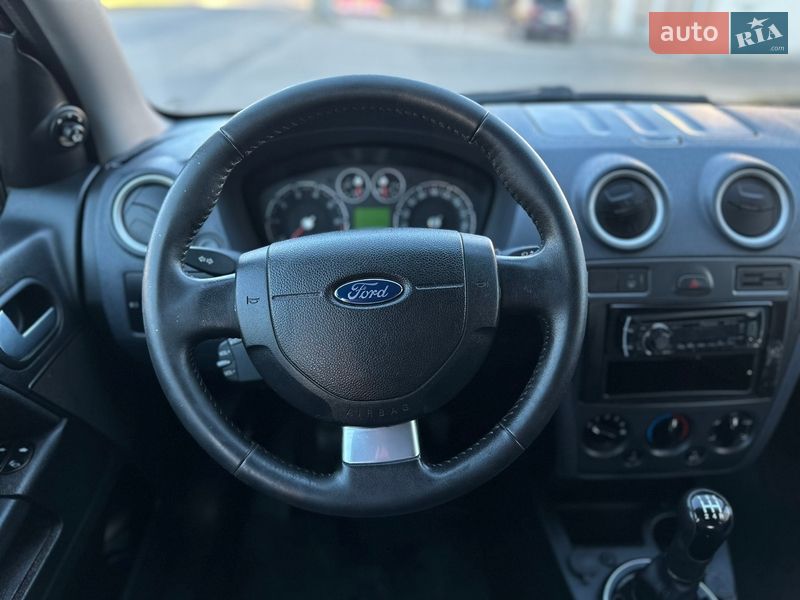 Хэтчбек Ford Fusion 2011 в Николаеве