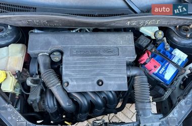 Хэтчбек Ford Fusion 2011 в Николаеве