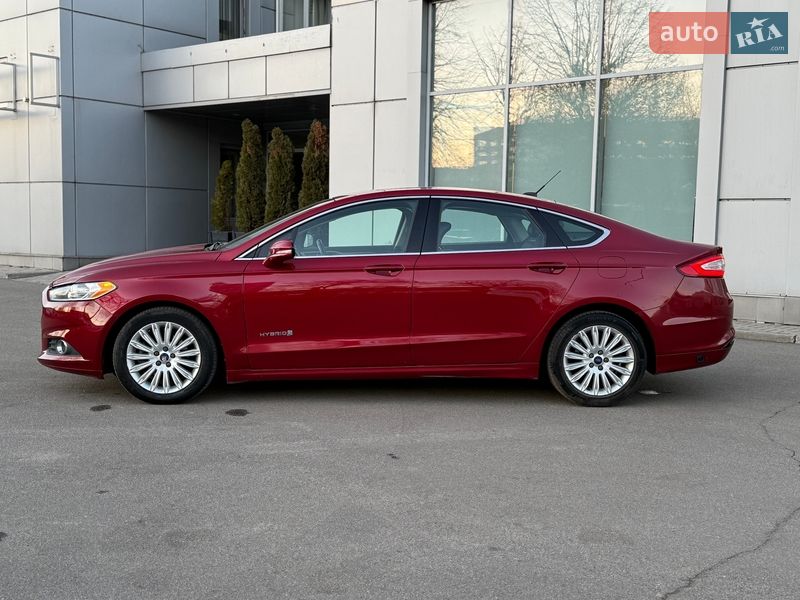 Седан Ford Fusion 2014 в Києві
