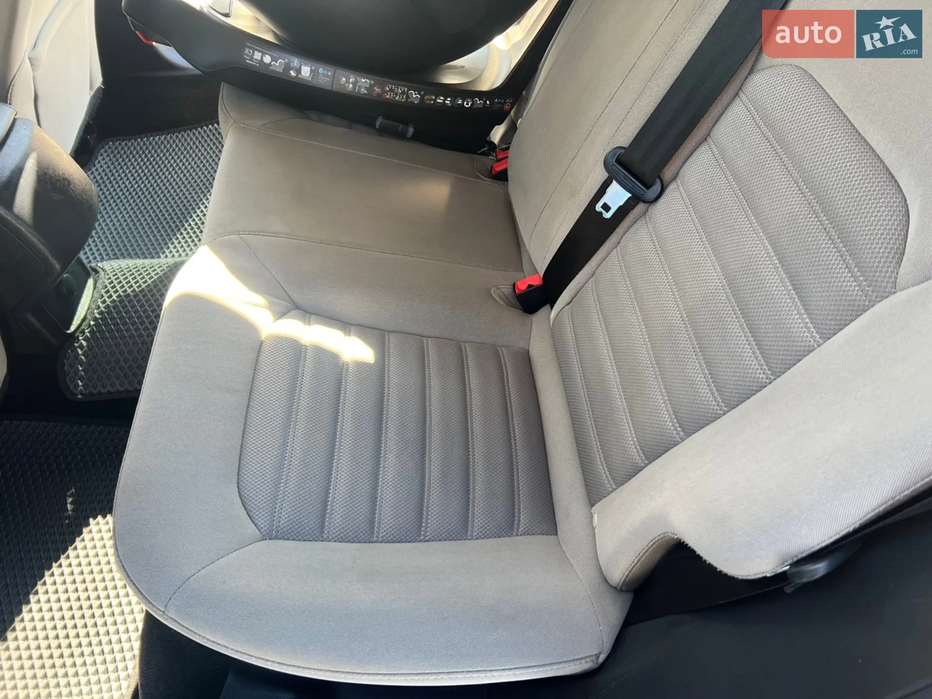 2016 Ford Fusion - мініатюра 16