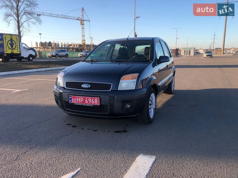 Хэтчбек Ford Fusion 2006 в Луцке