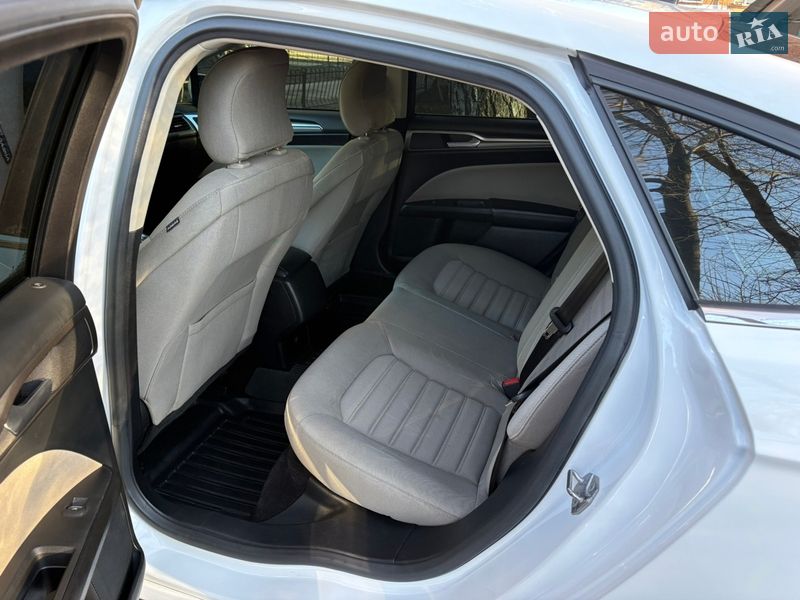 Седан Ford Fusion 2016 в Борисполе