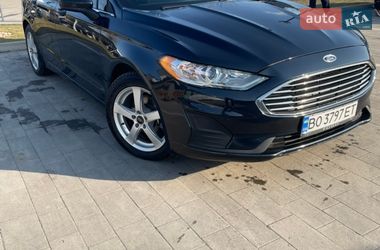 Седан Ford Fusion 2020 в Луцке