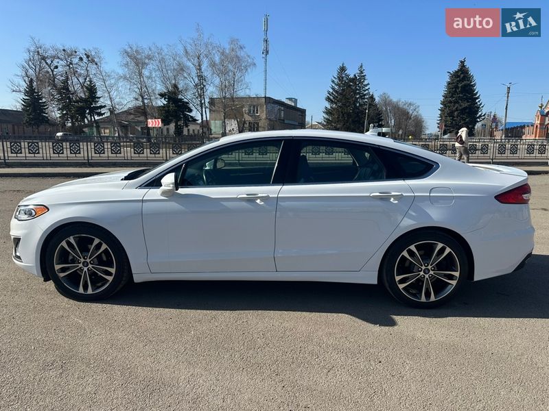 Седан Ford Fusion 2020 в Первомайске