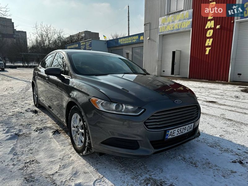 Седан Ford Fusion 2016 в Кривом Роге