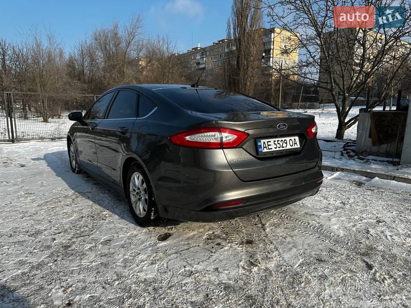 Седан Ford Fusion 2016 в Кривом Роге