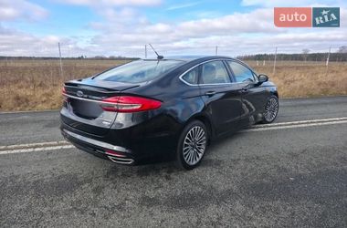 Седан Ford Fusion 2018 в Виннице