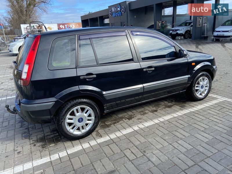 Хэтчбек Ford Fusion 2007 в Киеве