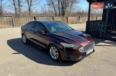 Седан Ford Fusion 2019 в Кривом Роге