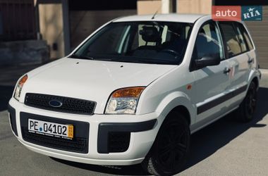Хэтчбек Ford Fusion 2005 в Хмельницком