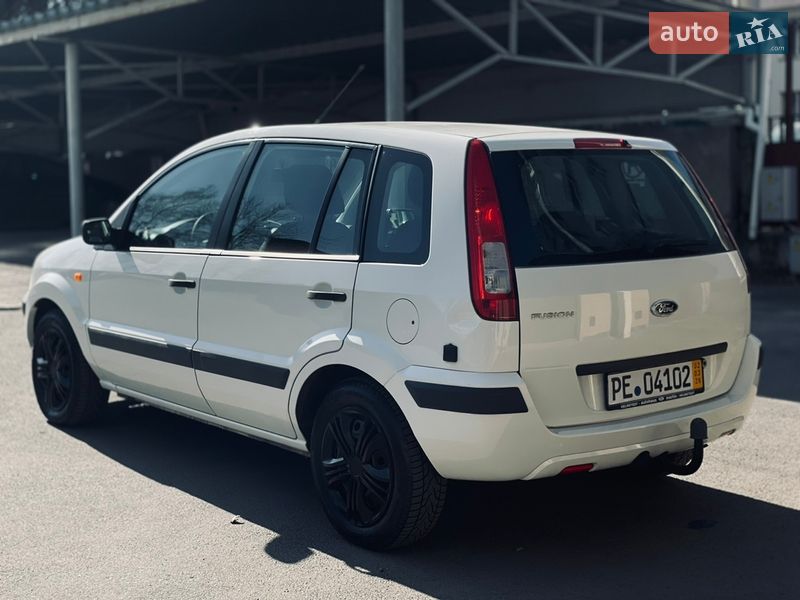 Хэтчбек Ford Fusion 2005 в Хмельницком
