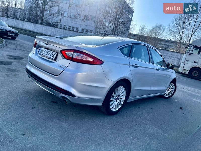 Седан Ford Fusion 2013 в Киеве