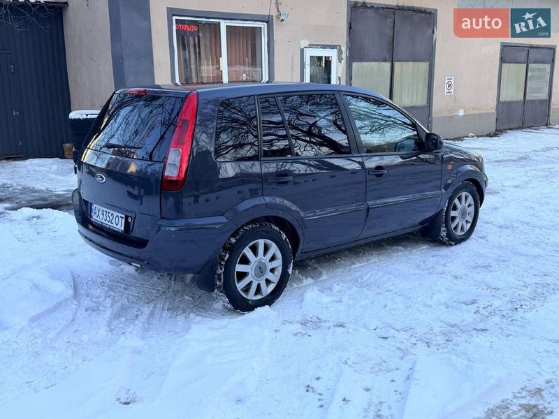 Хэтчбек Ford Fusion 2011 в Харькове