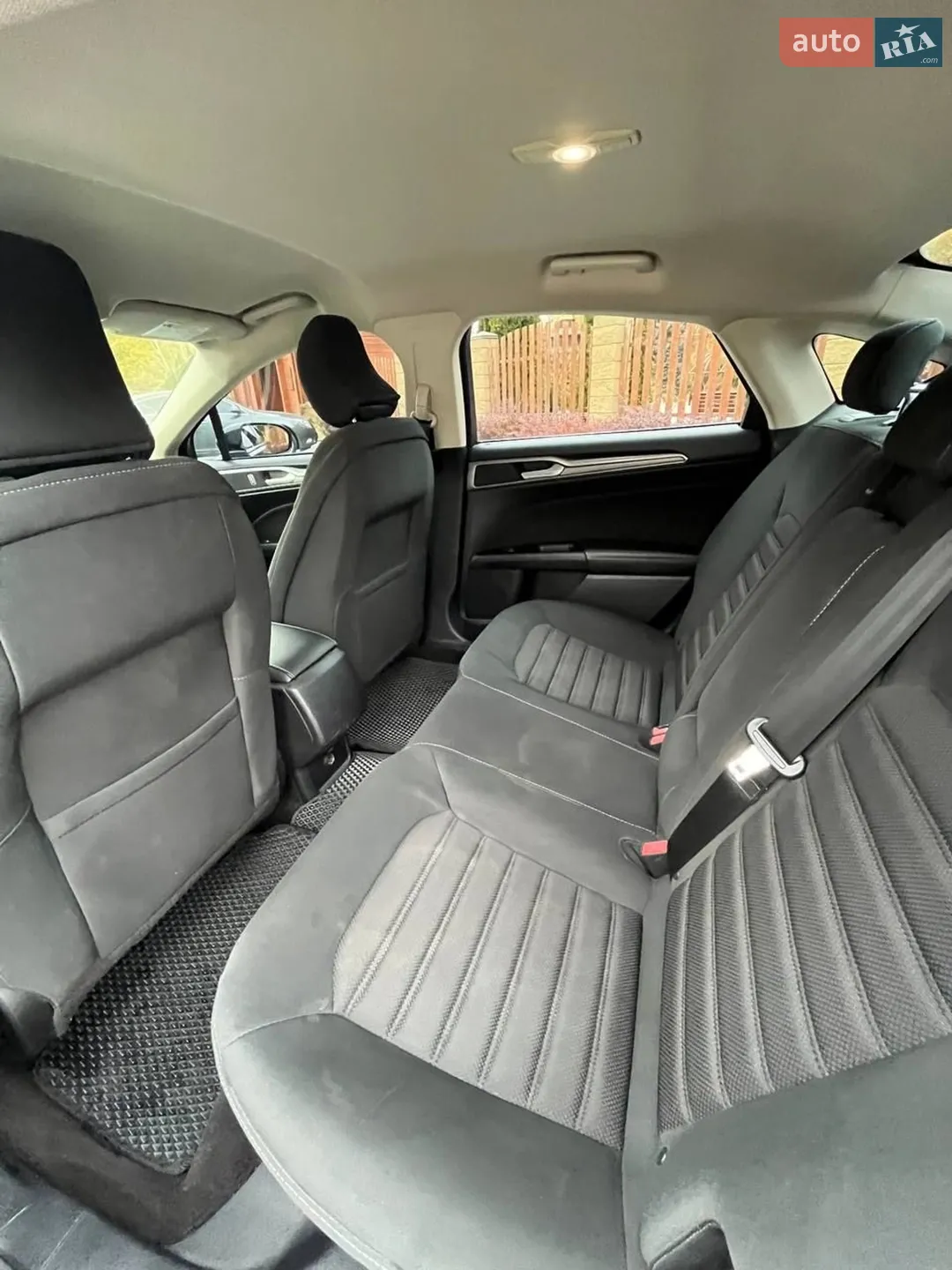 2017 Ford Fusion - мініатюра 25