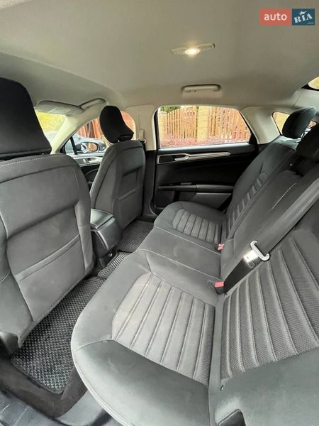 Седан Ford Fusion 2017 в Днепре