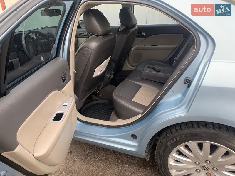 Седан Ford Fusion 2009 в Львове