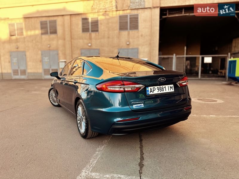 Седан Ford Fusion 2018 в Кривому Розі