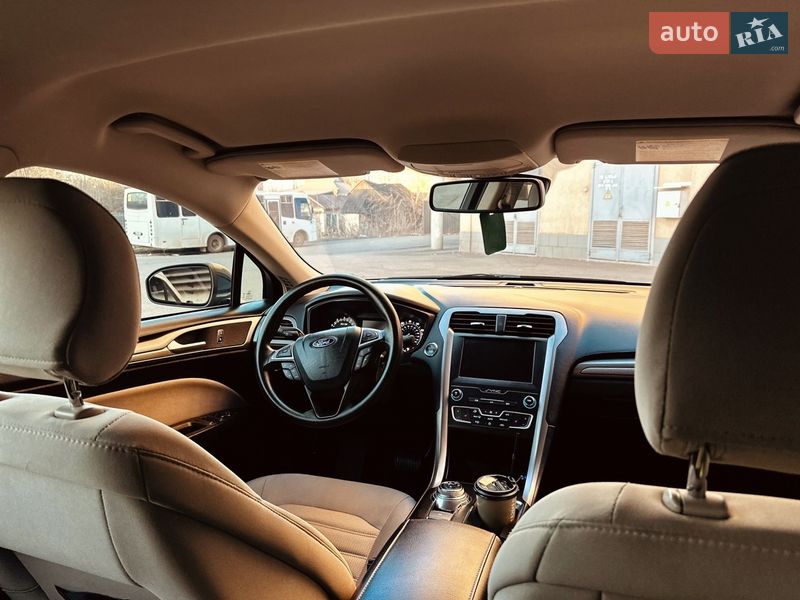 Седан Ford Fusion 2018 в Кривому Розі