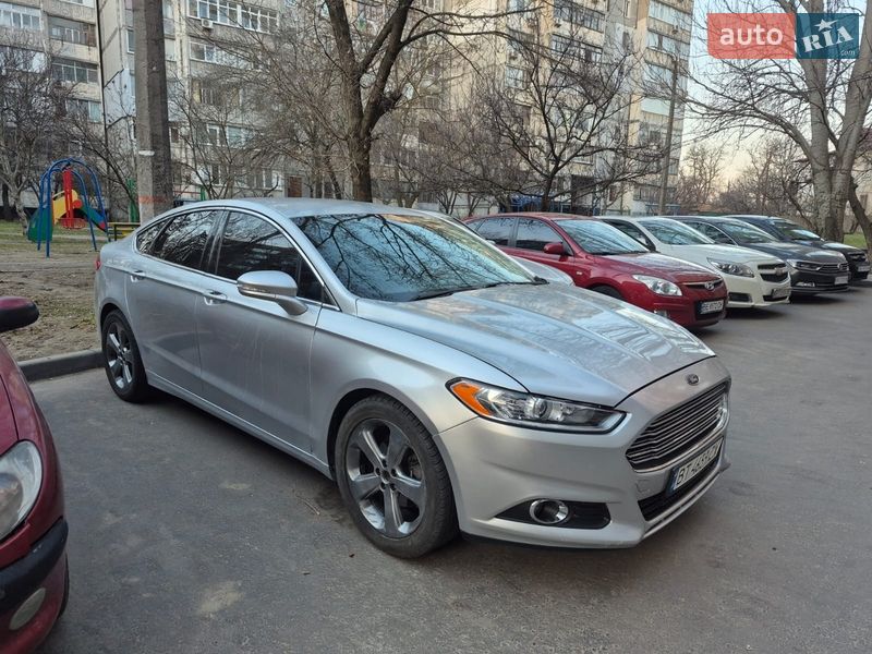 Седан Ford Fusion 2013 в Херсоні