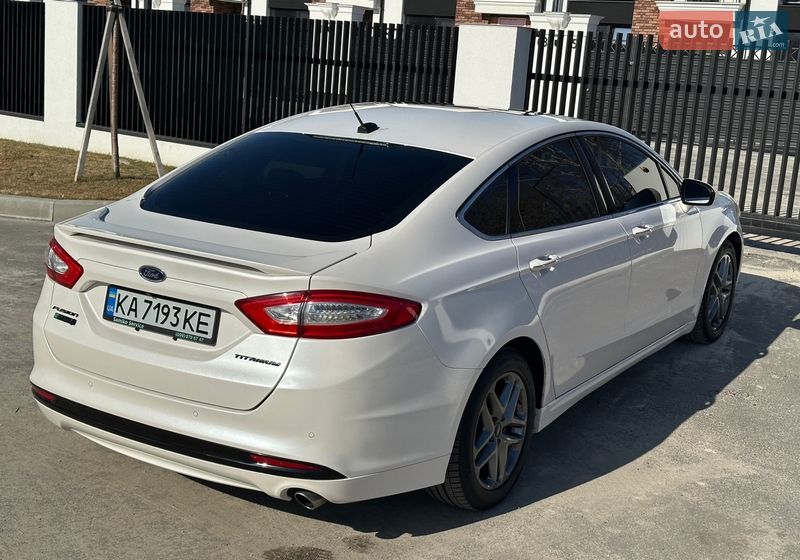Седан Ford Fusion 2013 в Киеве